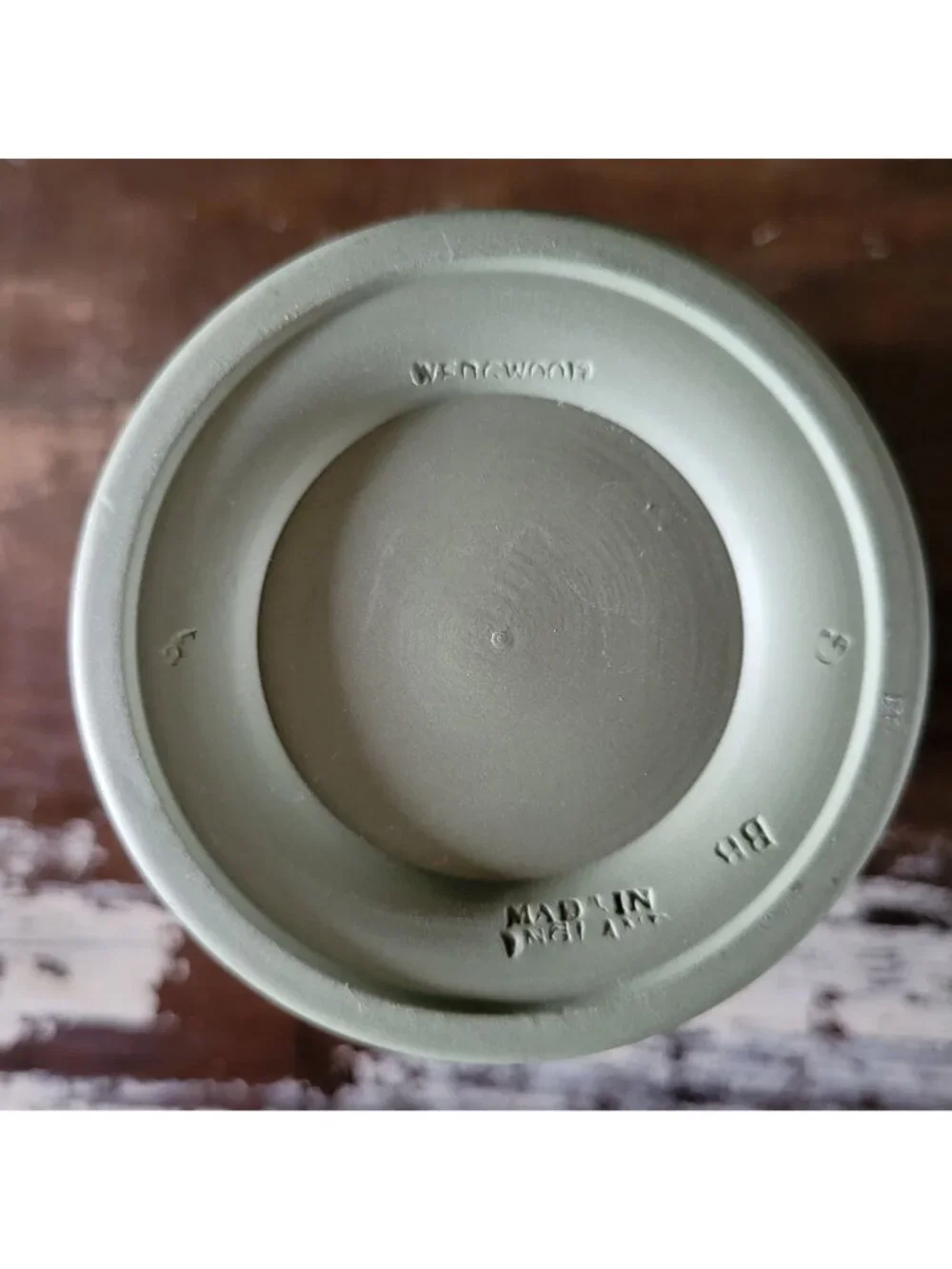 Vtg Wedgwood Jasperware Sage Green Vase Neoclassical Motif Small Posy Vase